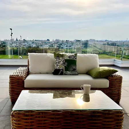Апартаменты Kamares View *